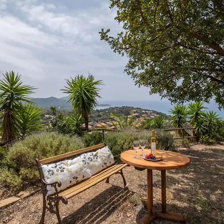 Apartment Picturesque Flat With Sea View Geremeas