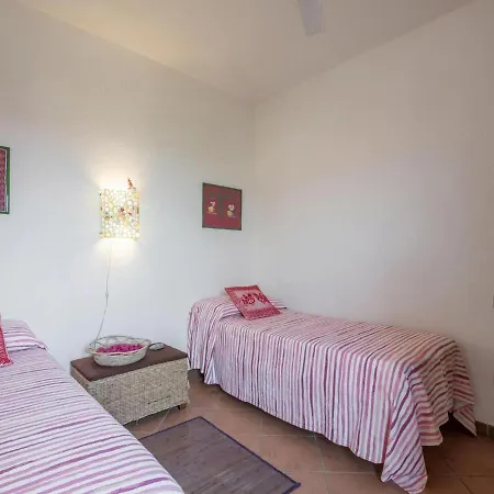 Picturesque Flat With Sea View Apartment