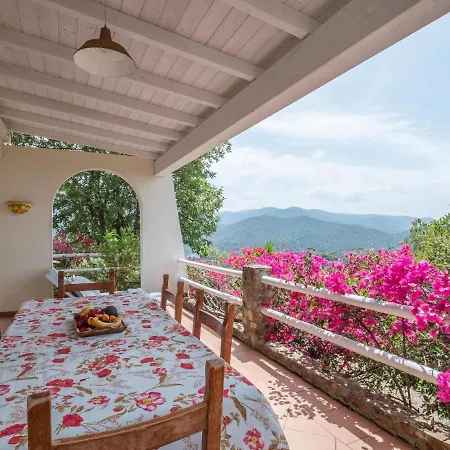 Picturesque Flat With Sea View * Geremeas