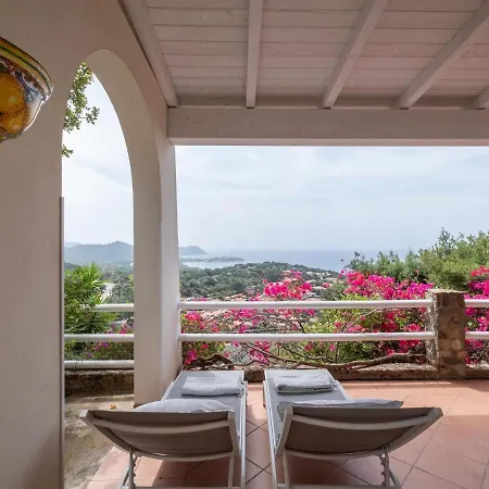 Picturesque Flat With Sea View